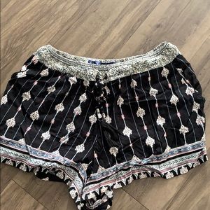 Boho short